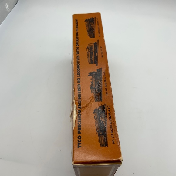 Vintage Tyco CP Rail Freight Train CP 56767 Box Car HO Scale Model Train w/ Box - Picture 6 of 11